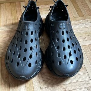 Men's Black Slip-On Perforated Casual Loafers